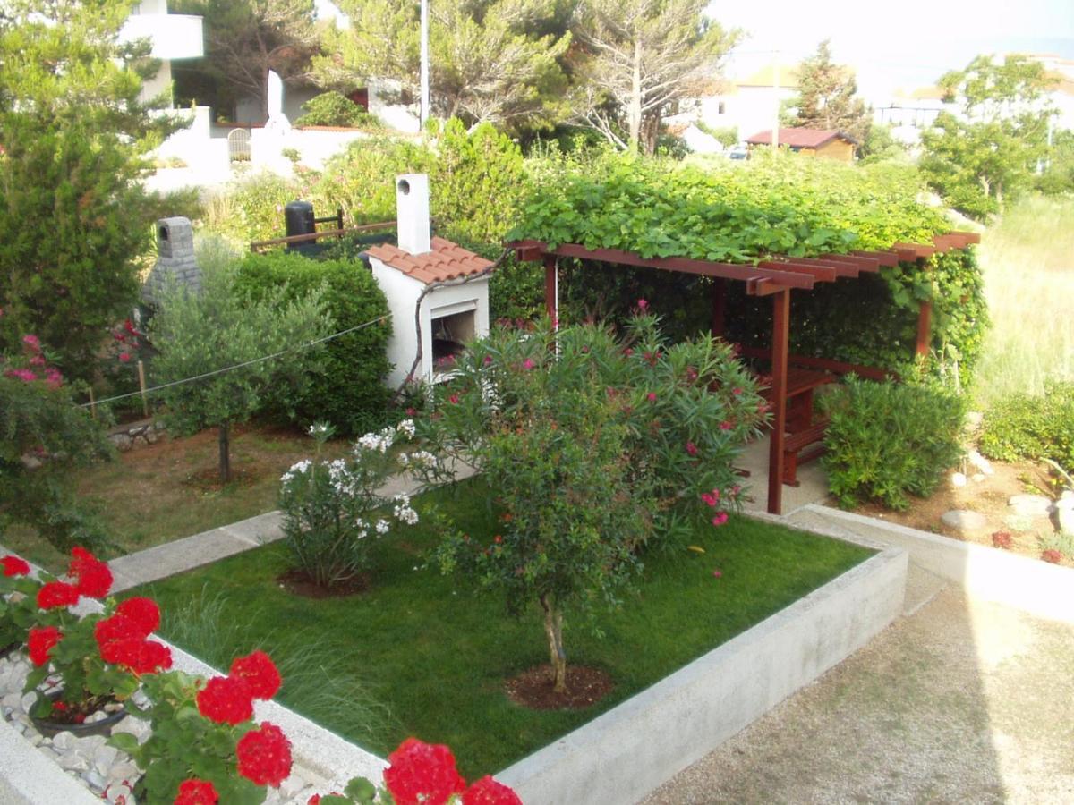 Apartments Mrak Punat Exterior photo
